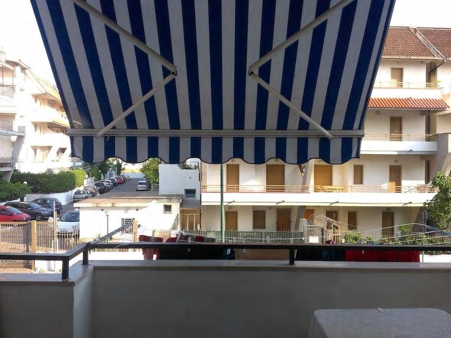 Apartmán Trilocale A 800 Metri Dal Mare Scalea Exteriér fotografie
