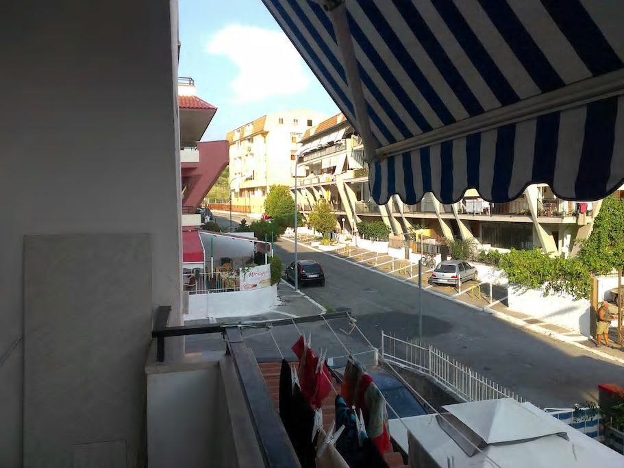 Apartmán Trilocale A 800 Metri Dal Mare Scalea Exteriér fotografie